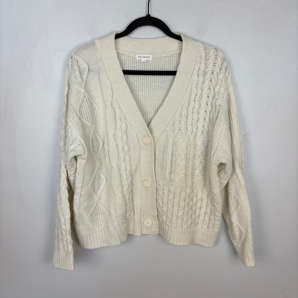 Blu Pepper‎ Cropped Button Down Cardigan Cream Cable Knit Cozy Size Large